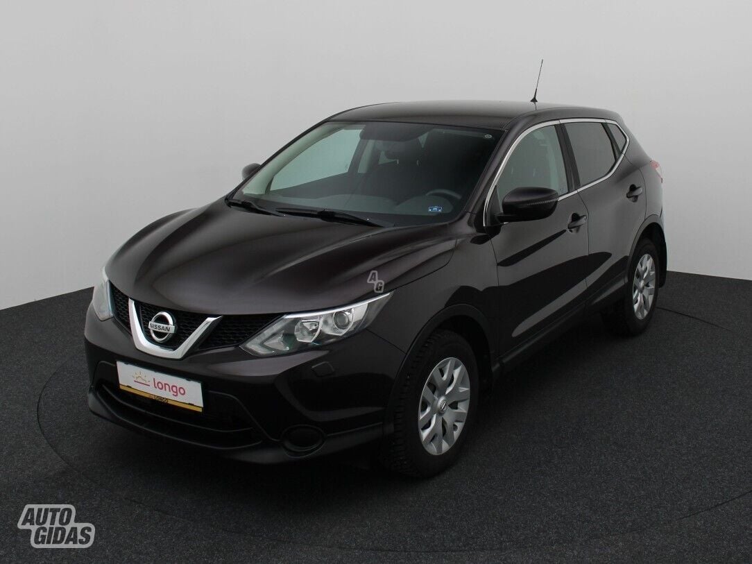 Nissan Qashqai 2015 г Внедорожник / Кроссовер