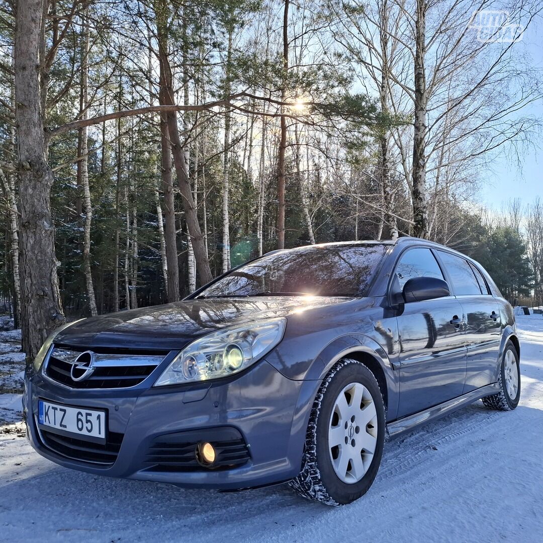 Opel Signum 2006 y Hatchback