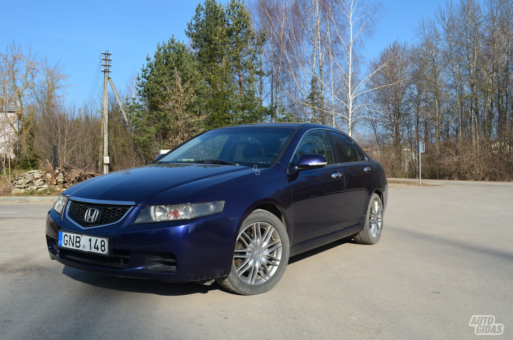 Honda Accord 2004 г Седан