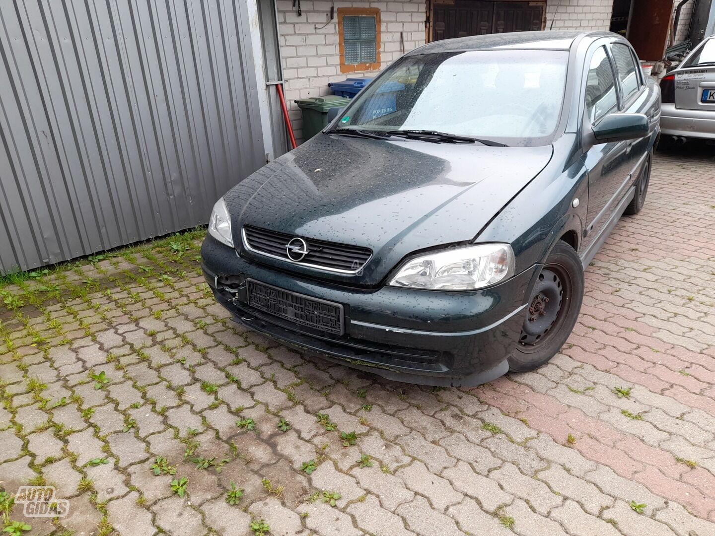 Opel Astra 2000 y parts