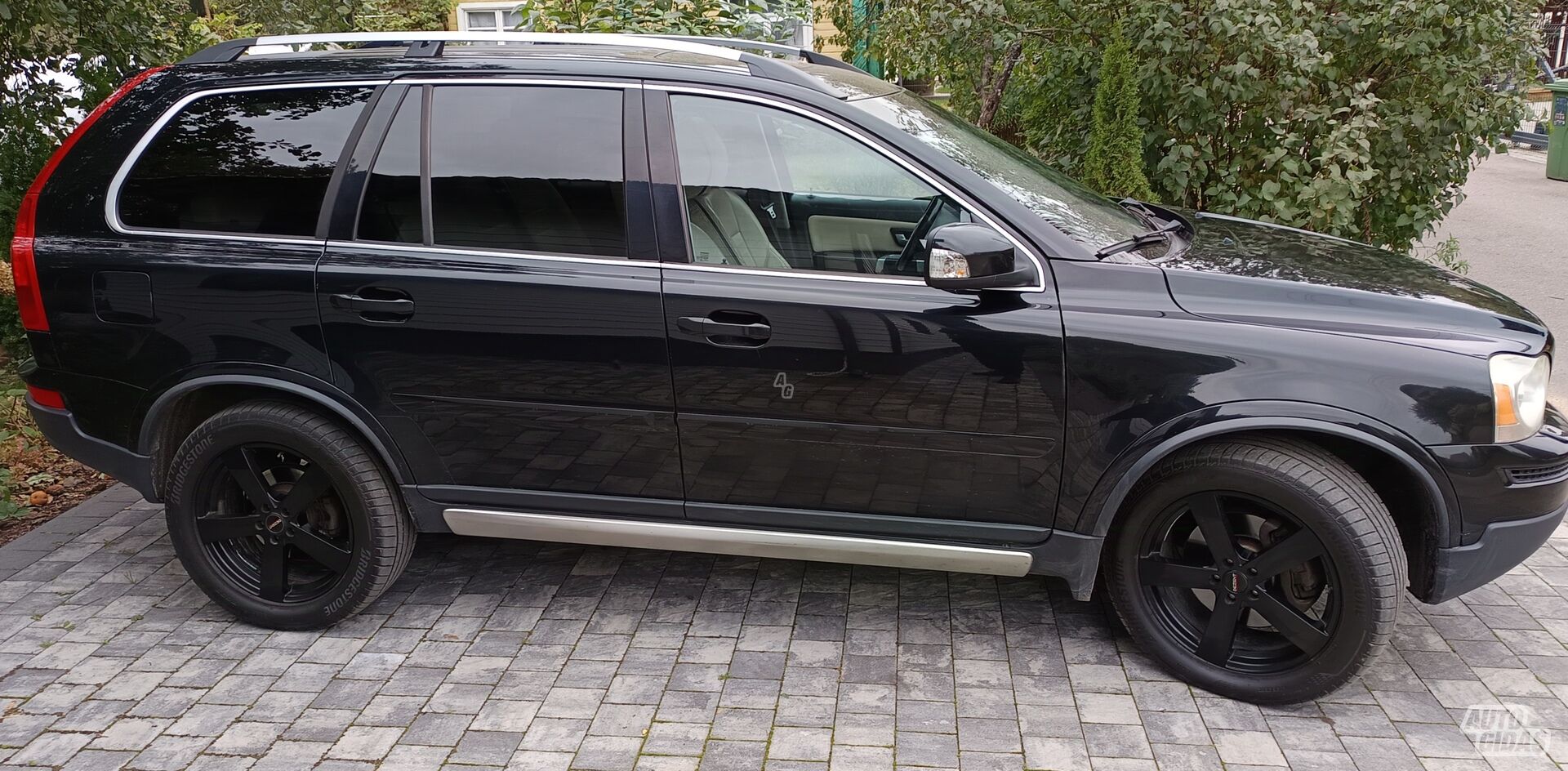 Volvo XC90 2008 г Внедорожник / Кроссовер