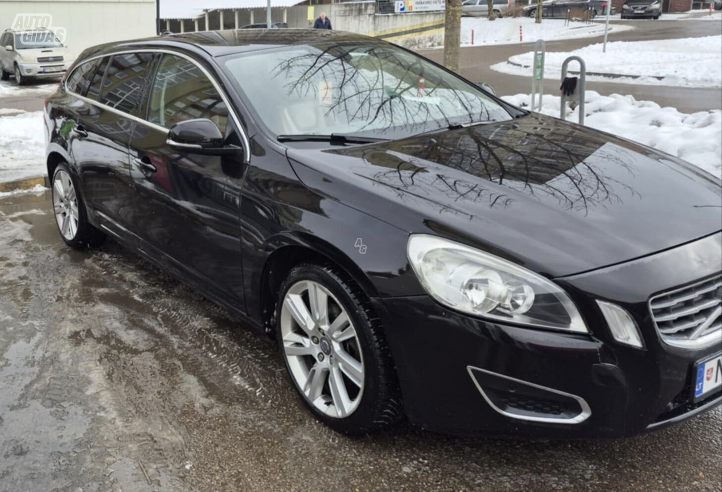 Volvo V60 2011 г Универсал