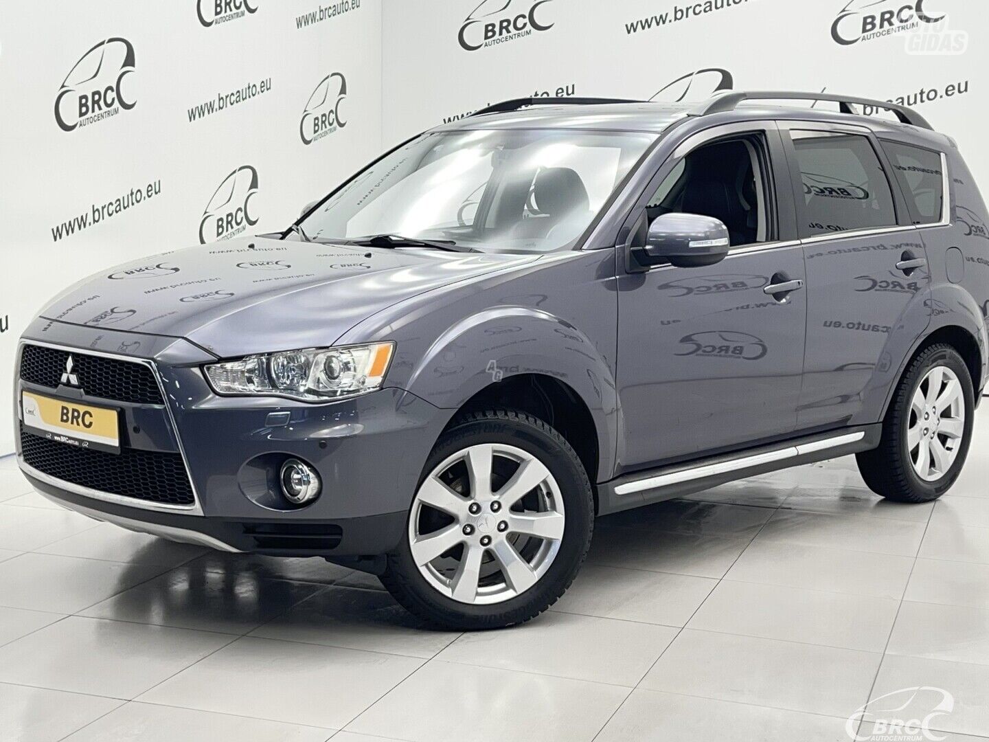 Mitsubishi Outlander 2.2 DI-D 4WD Automat 2012 m