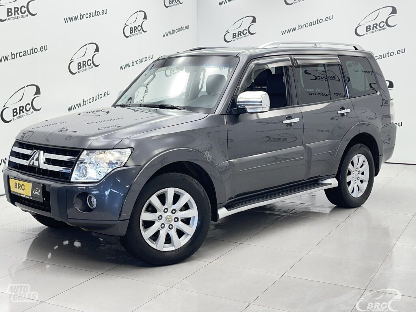 Mitsubishi Pajero 3.2 DI-D Automatas 2011 г