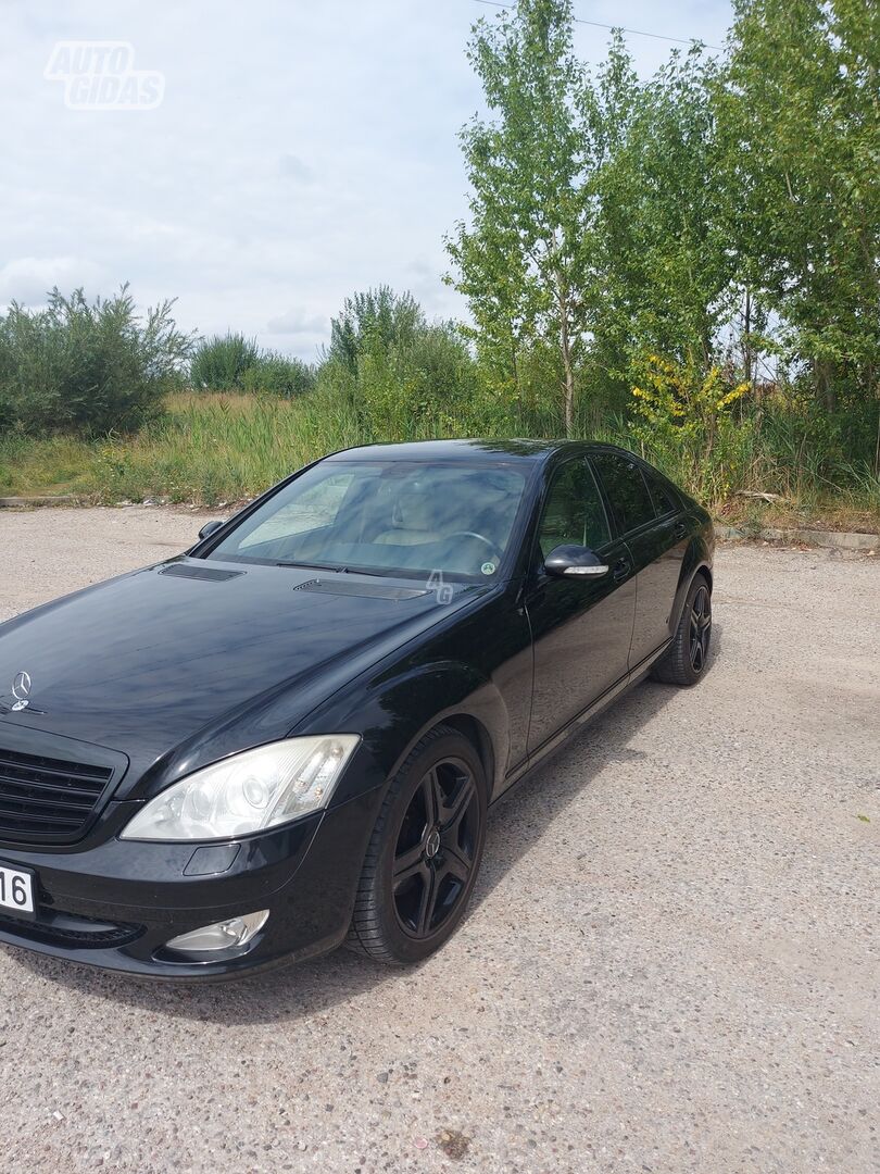 Mercedes-Benz S 320 2008 y Sedan