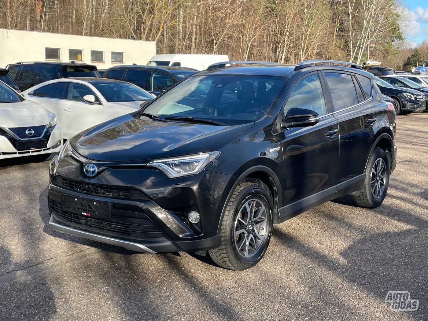 Toyota RAV4 2017 г Вездеход