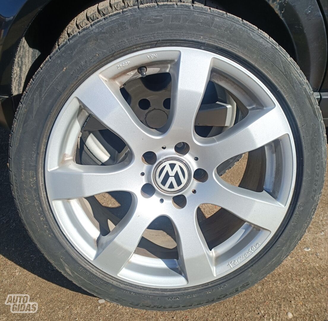 Tomason TN3 Passat light alloy R17 rims