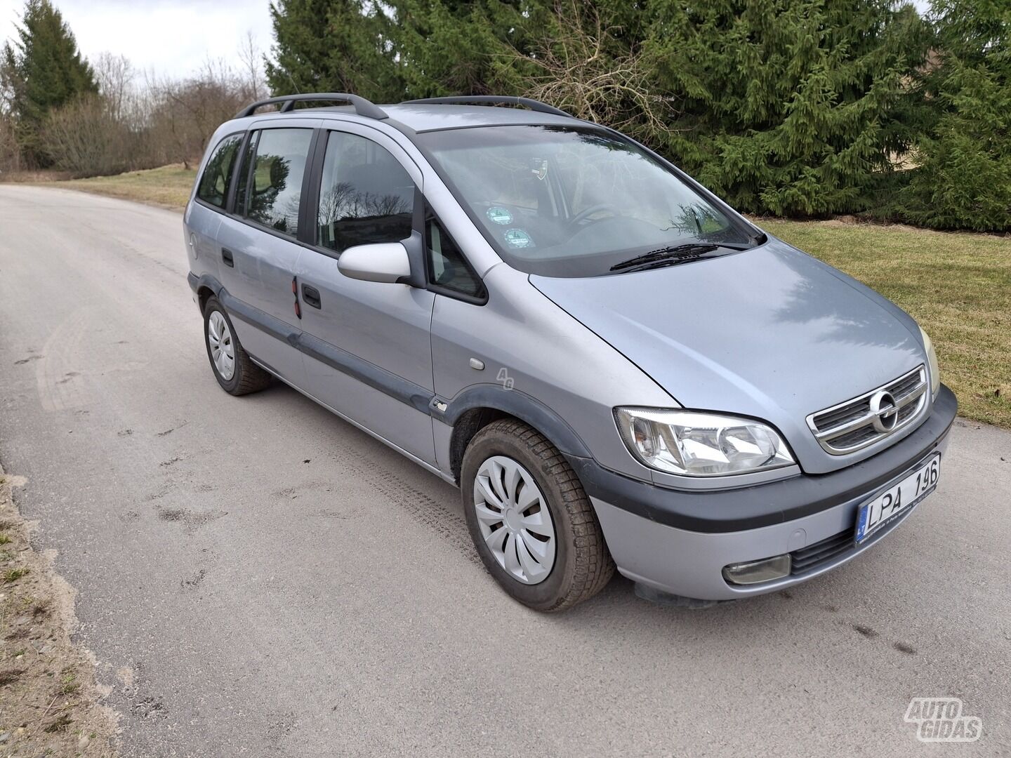 Opel Zafira 2001 m Universalas