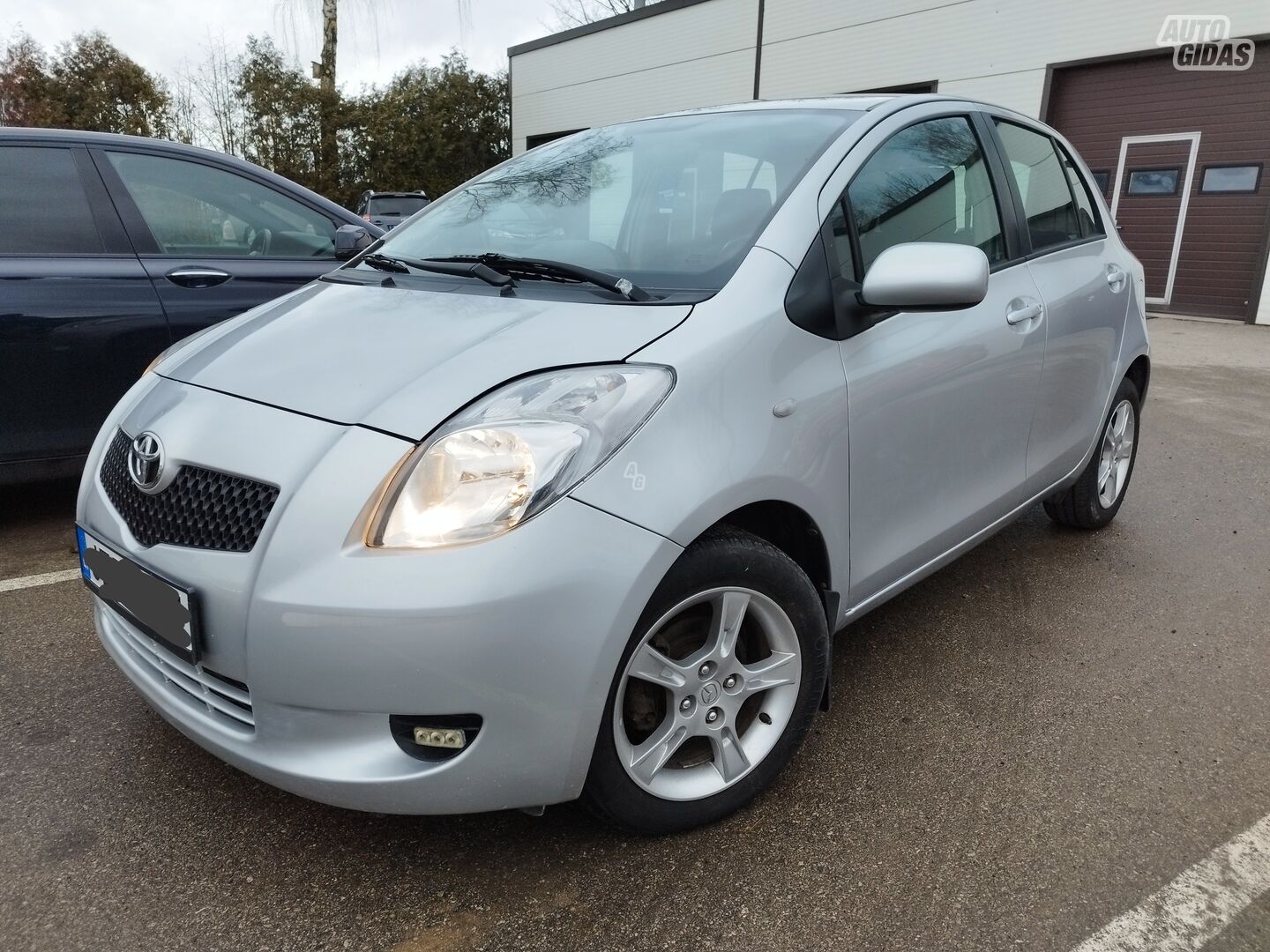 Toyota Yaris 2007 y Hatchback