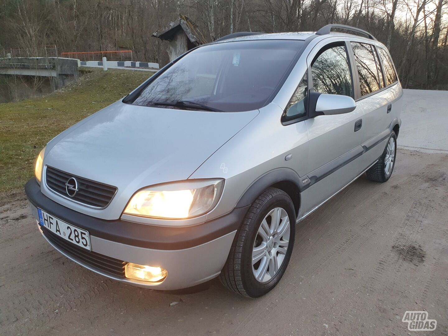 Opel Zafira 2002 г Минивэн