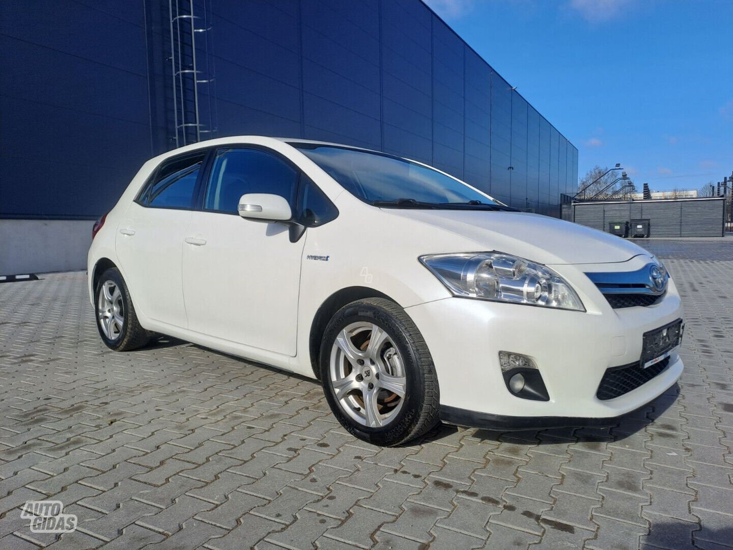 Toyota Auris 2011 г Хэтчбек