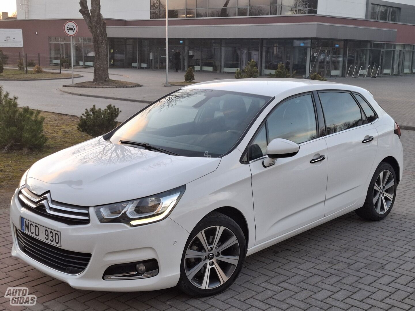 Citroen C4 2015 y Hatchback