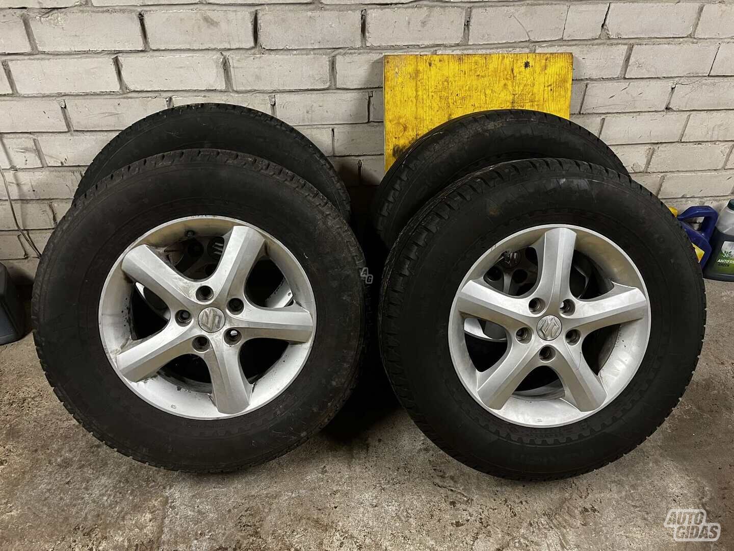 Suzuki Suzuki  Grand Vitara light alloy R16 rims