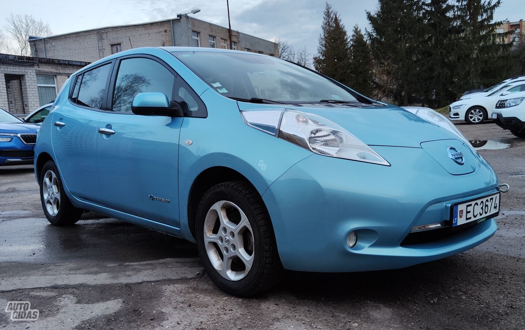 Nissan Leaf 2017 m Hečbekas