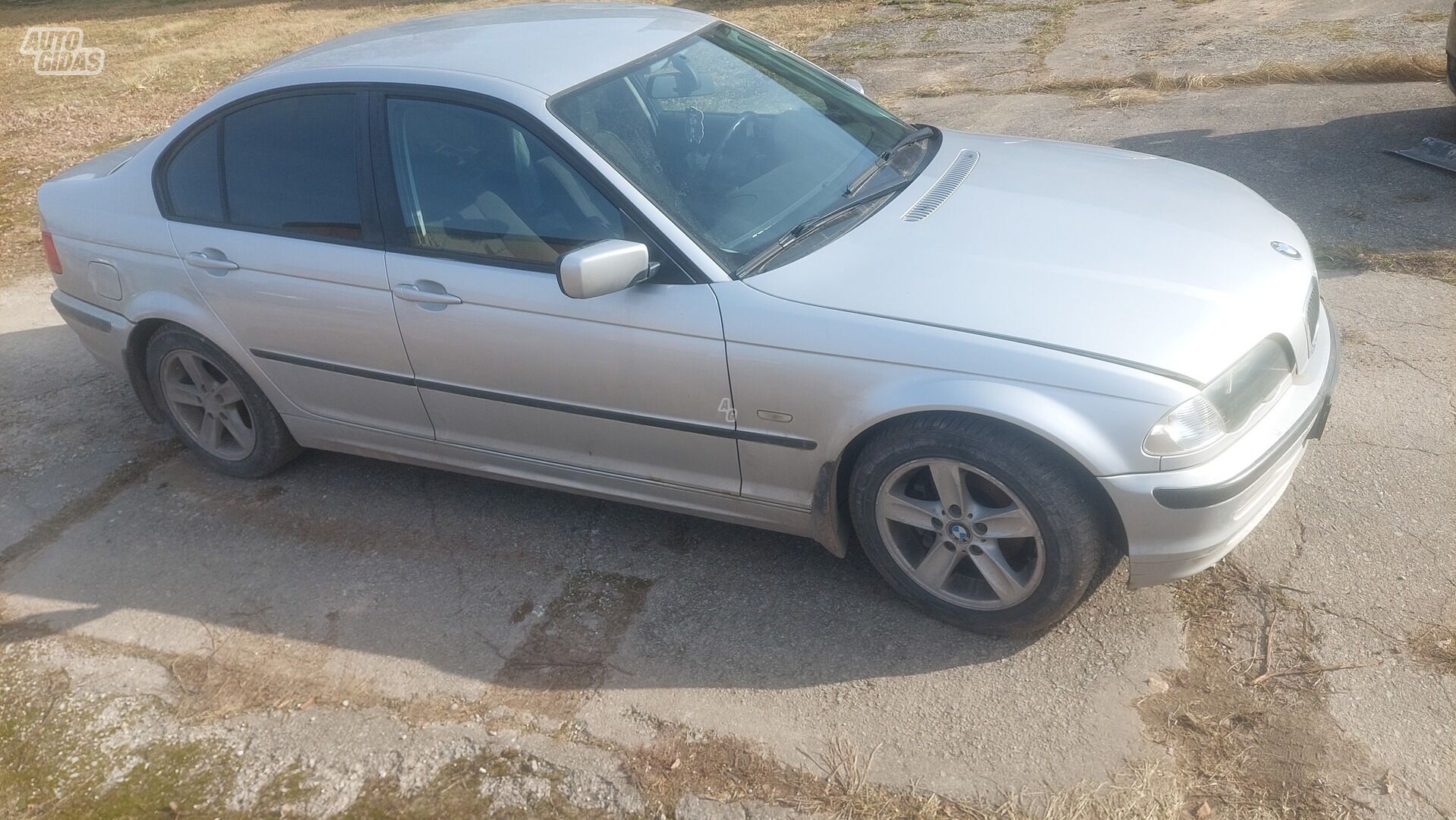 Bmw 318 2001 г запчясти