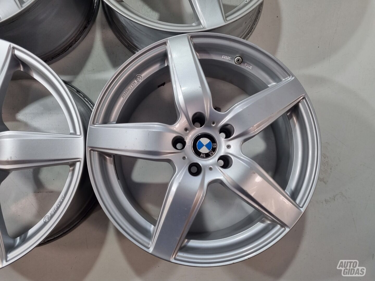 BMW G20, G30 330 light alloy R18 rims