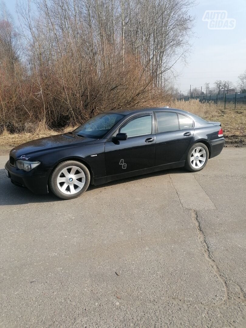 Bmw 730 2004 m Sedanas