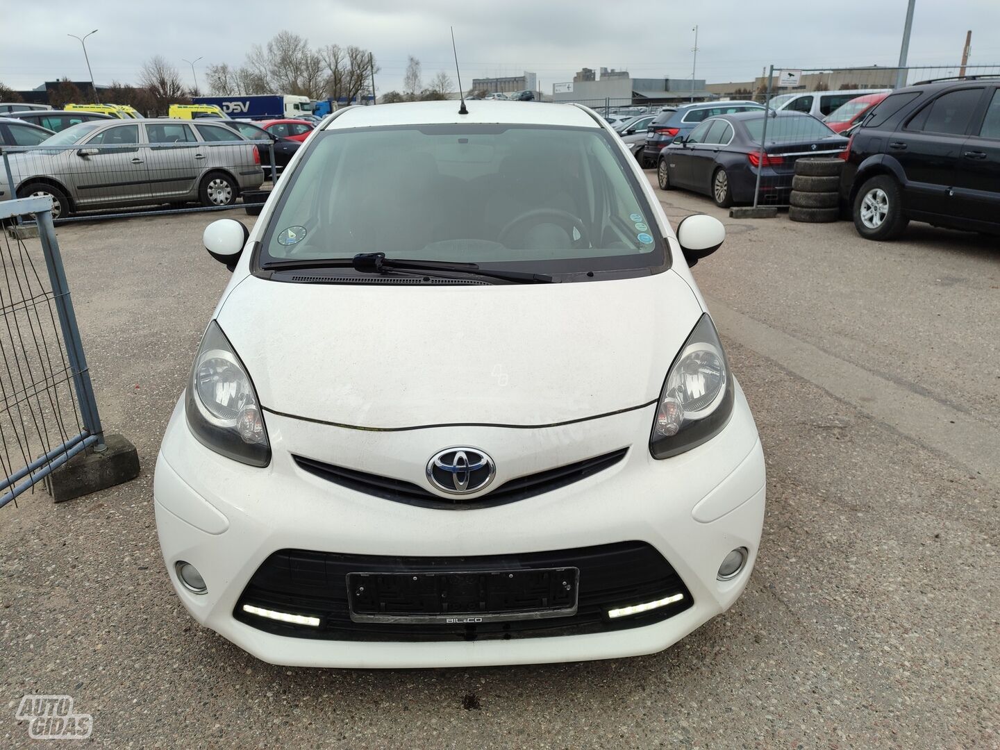 Toyota Aygo 2013 г Хэтчбек