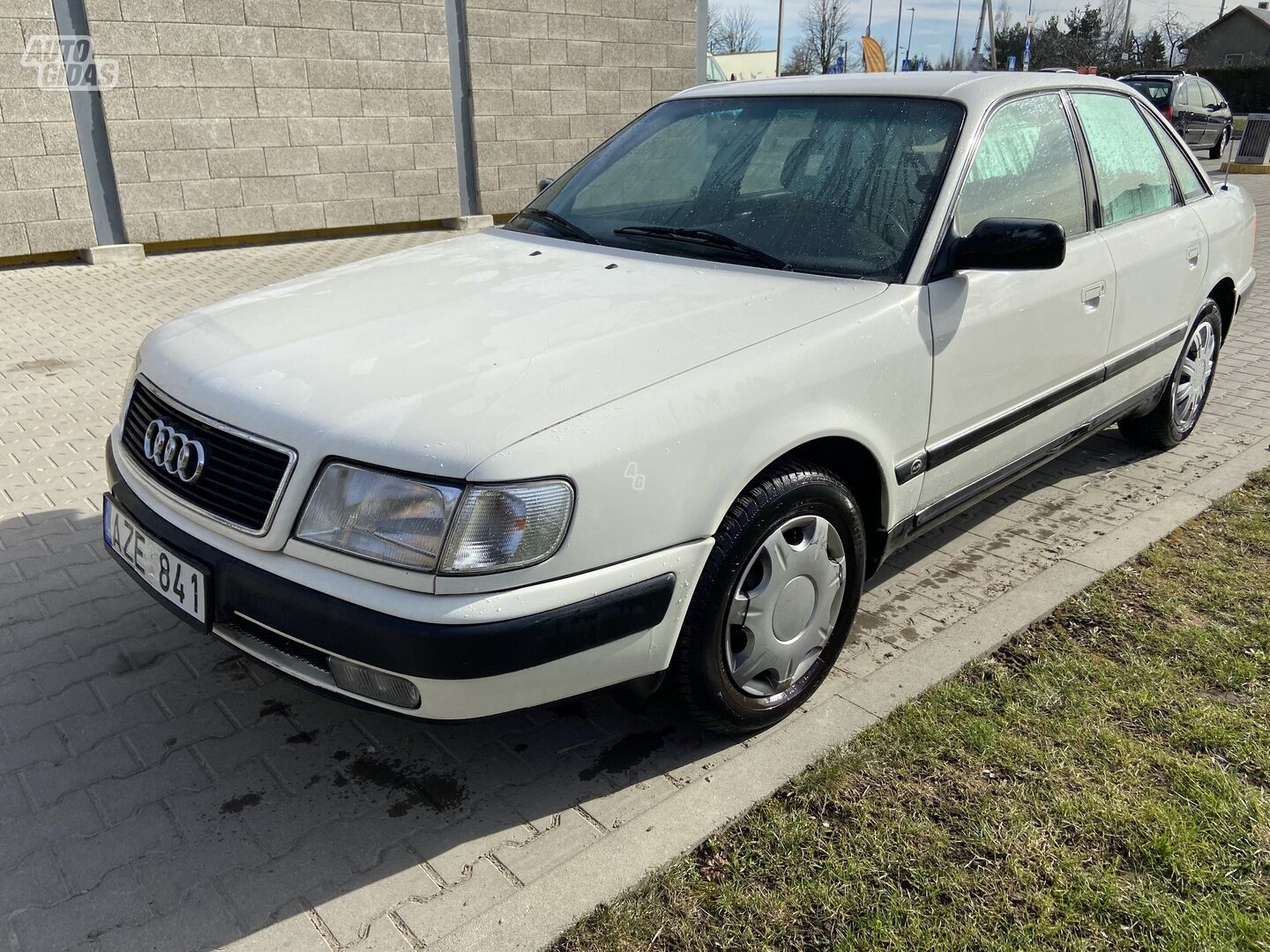 Audi 100 1992 m Sedanas