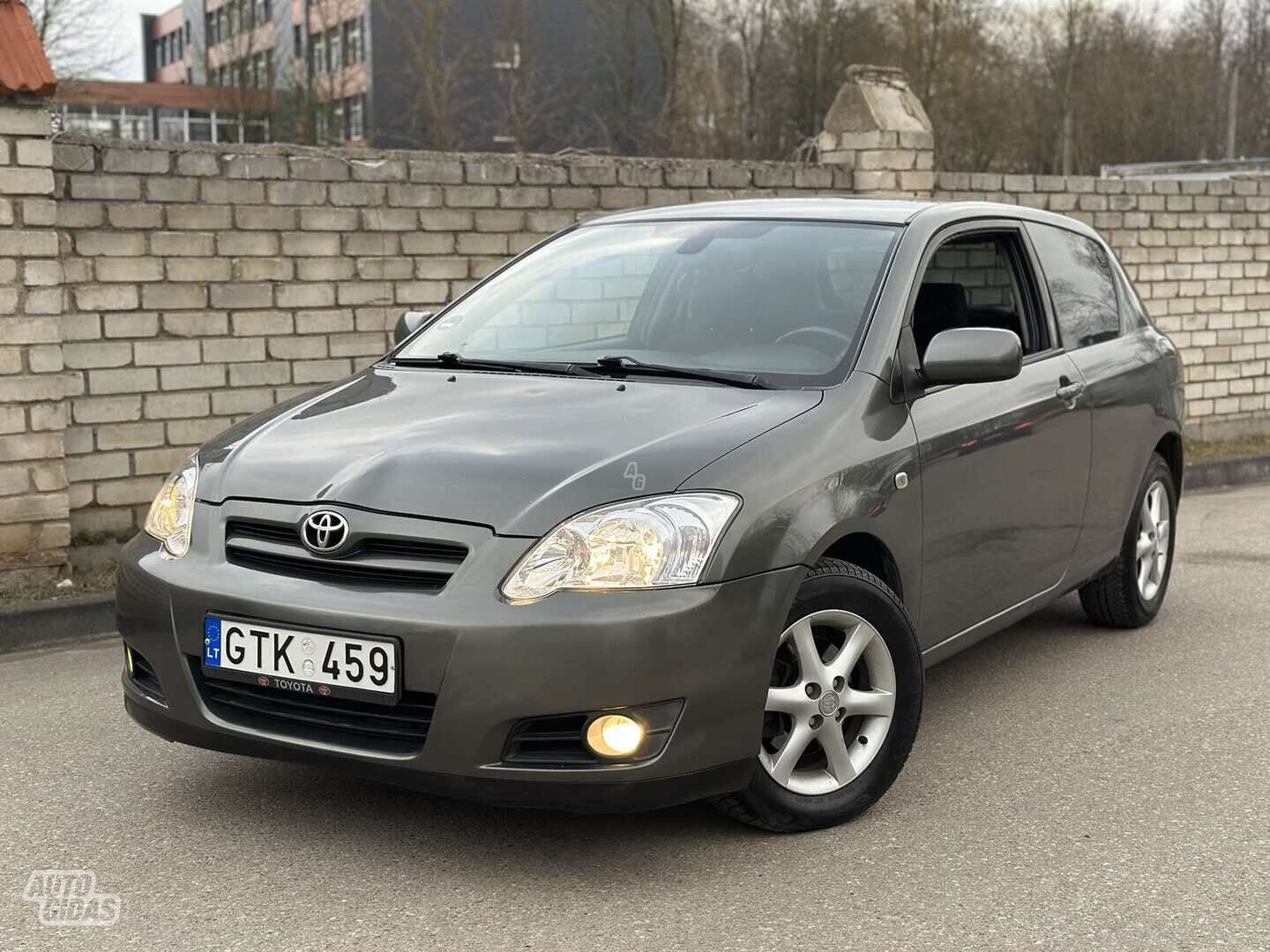 Toyota Corolla 2006 y Hatchback