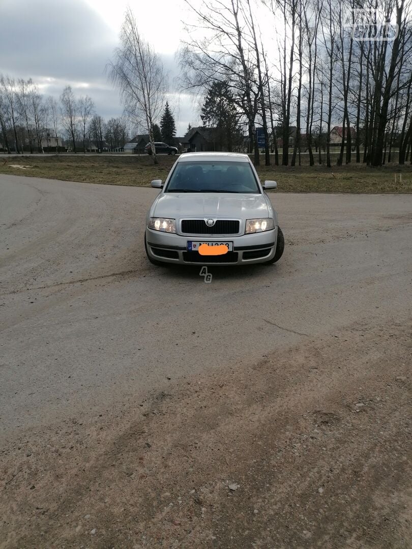 Skoda Superb 2003 г Седан