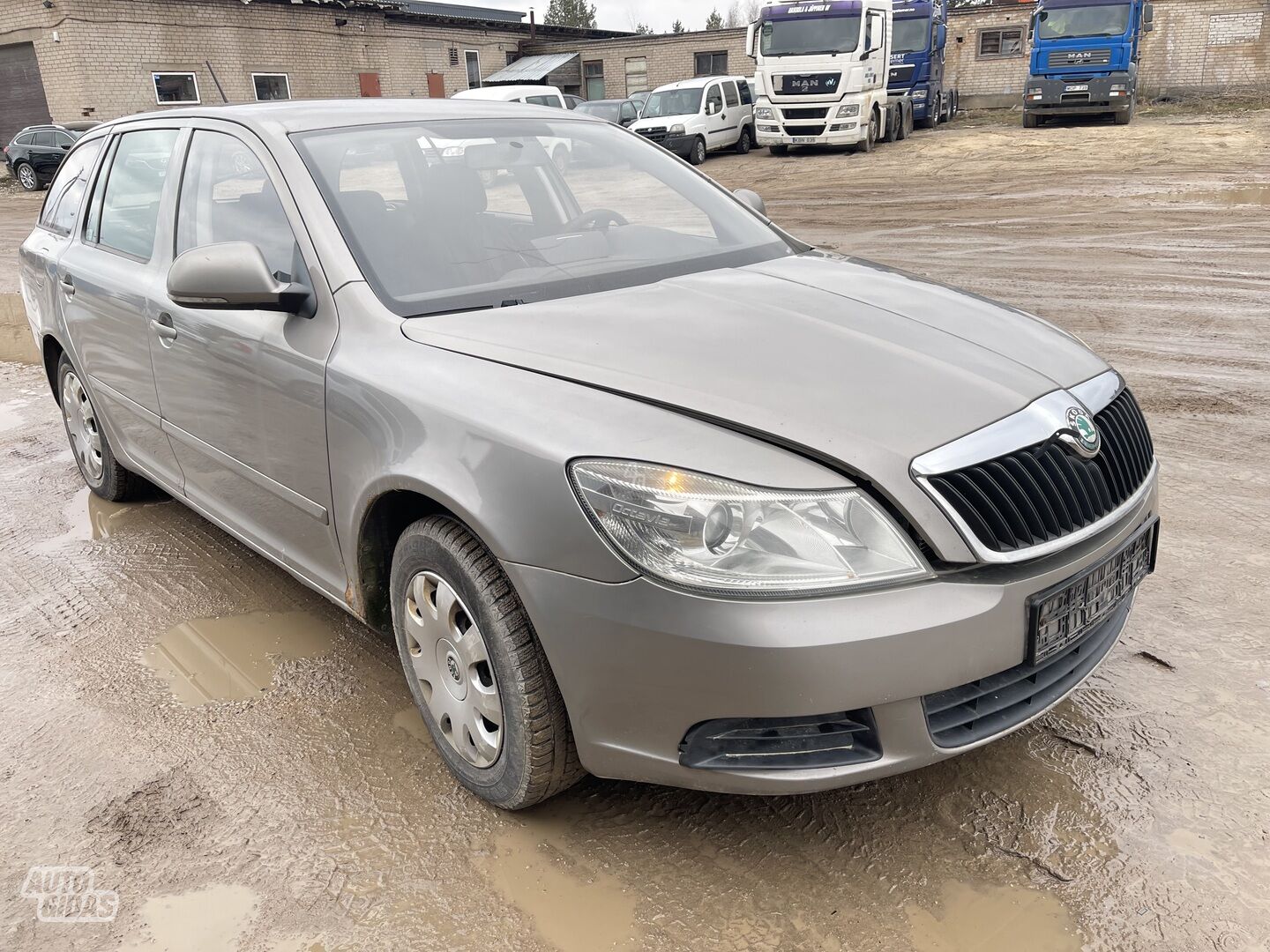 Skoda Octavia 2011 г запчясти