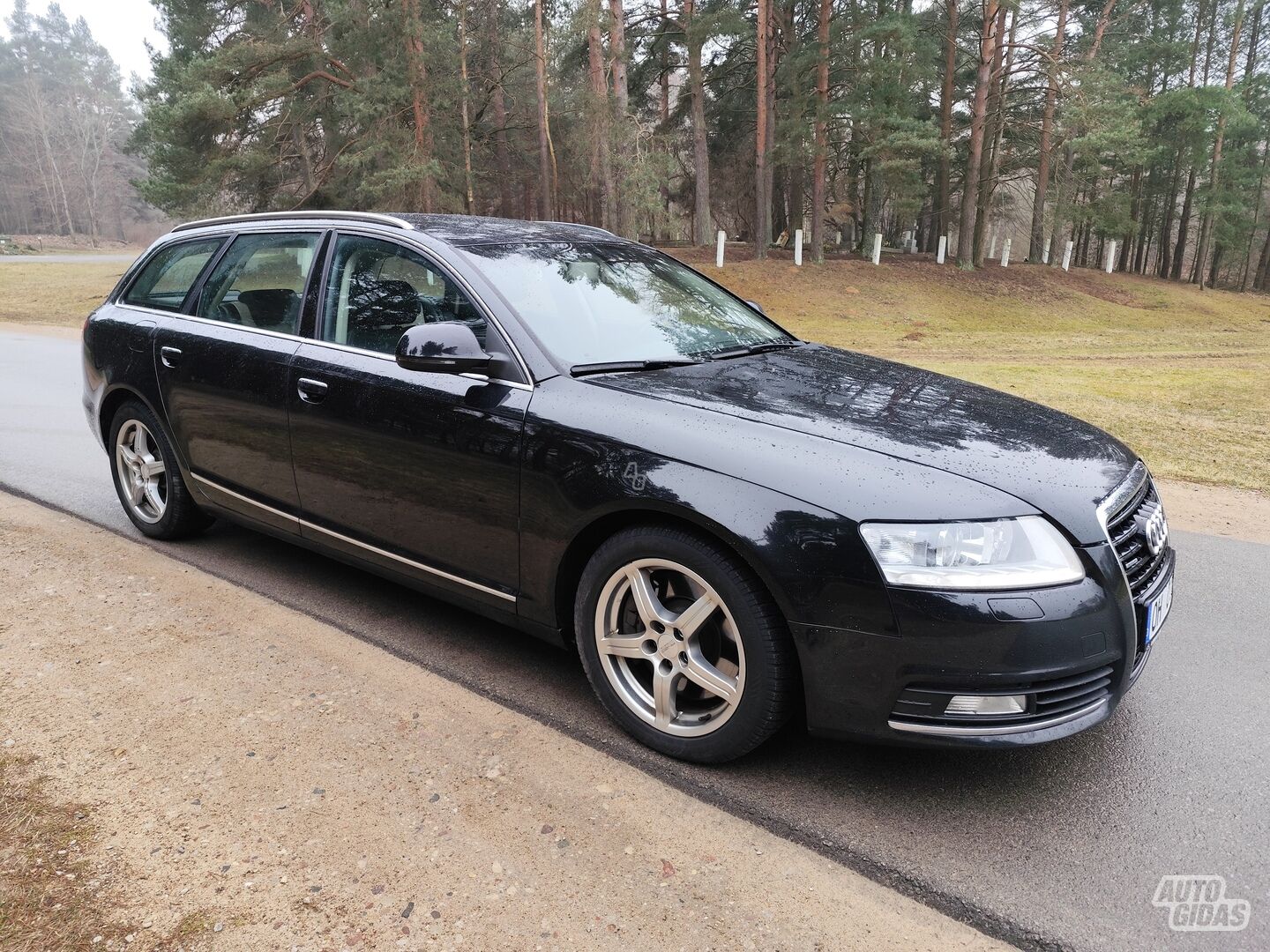 Audi A6 2010 г Универсал