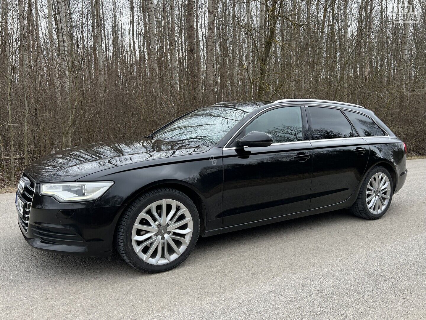 Audi A6 2012 m Universalas