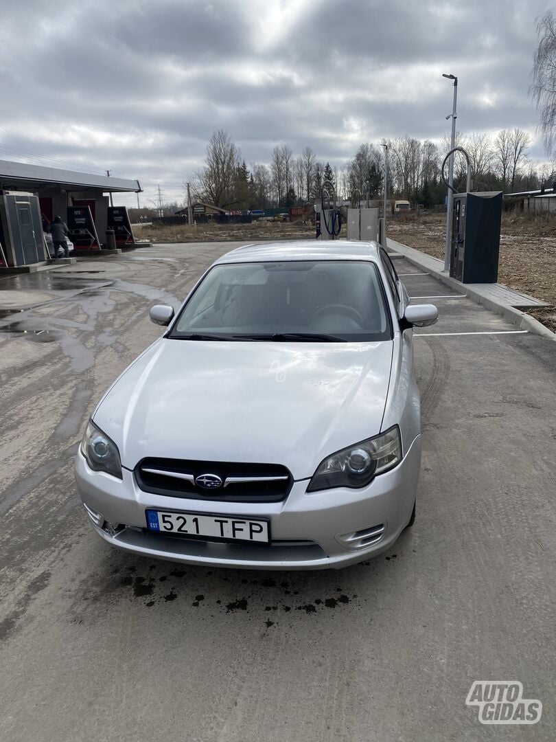 Subaru Legacy 2006 y Sedan