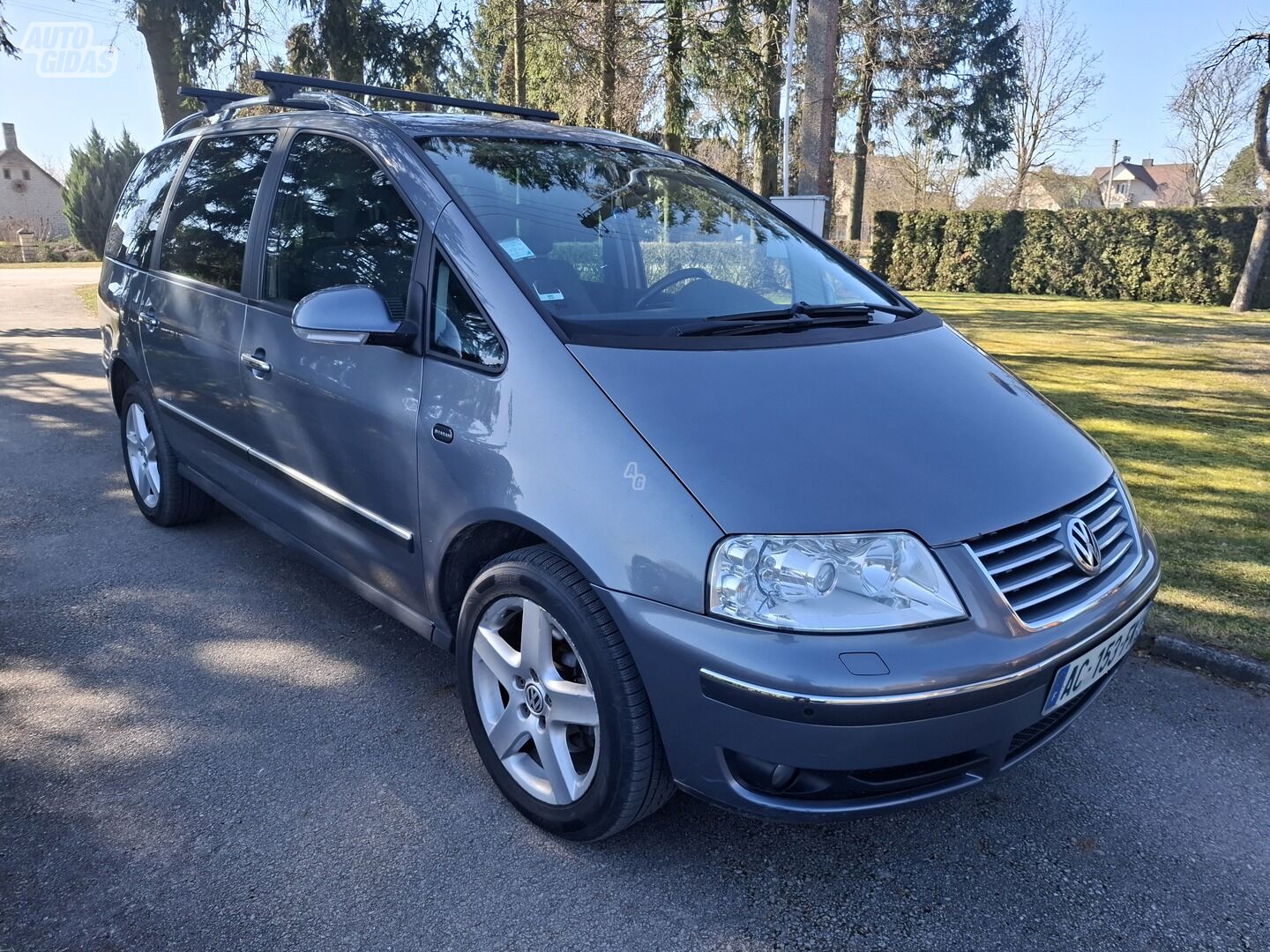 Volkswagen Sharan 2009 г Минивэн