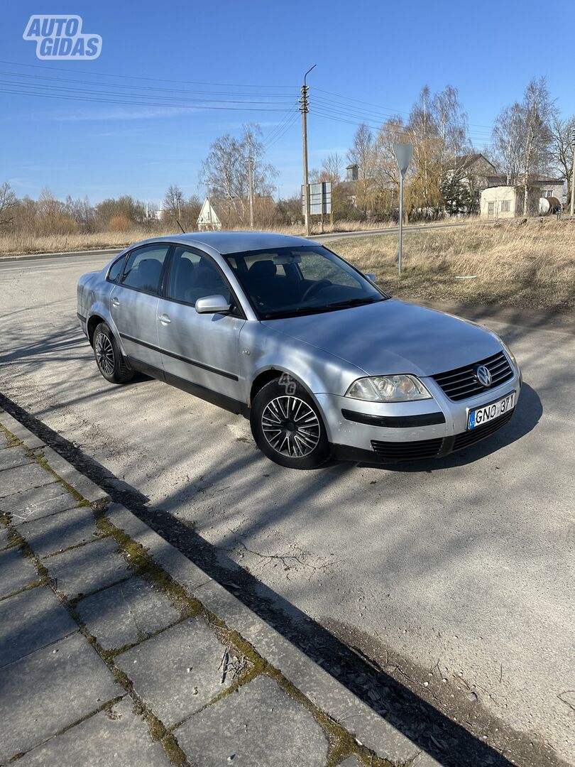 Volkswagen Passat 2003 г Седан