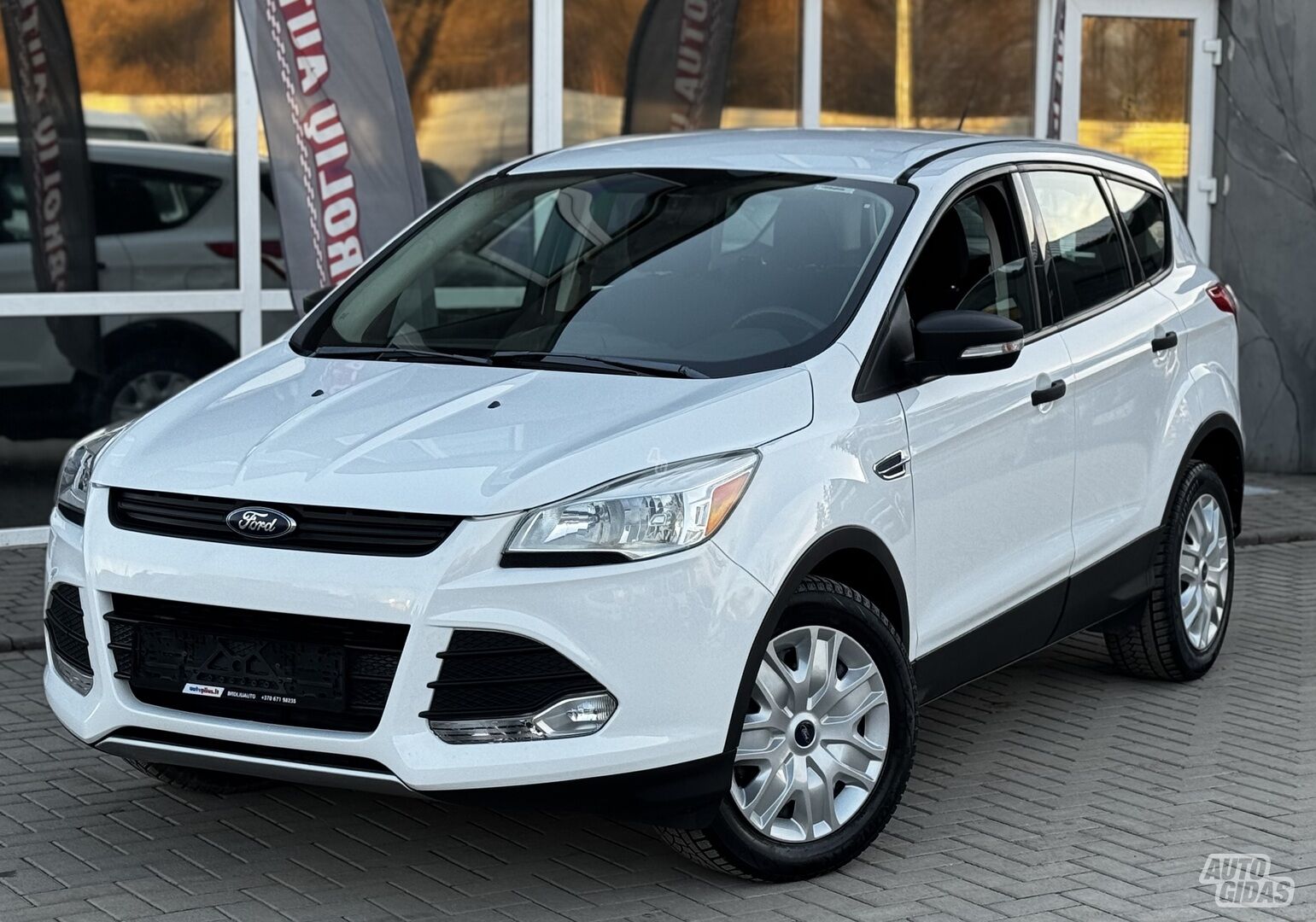 Ford Escape 2014 y Off-road / Crossover