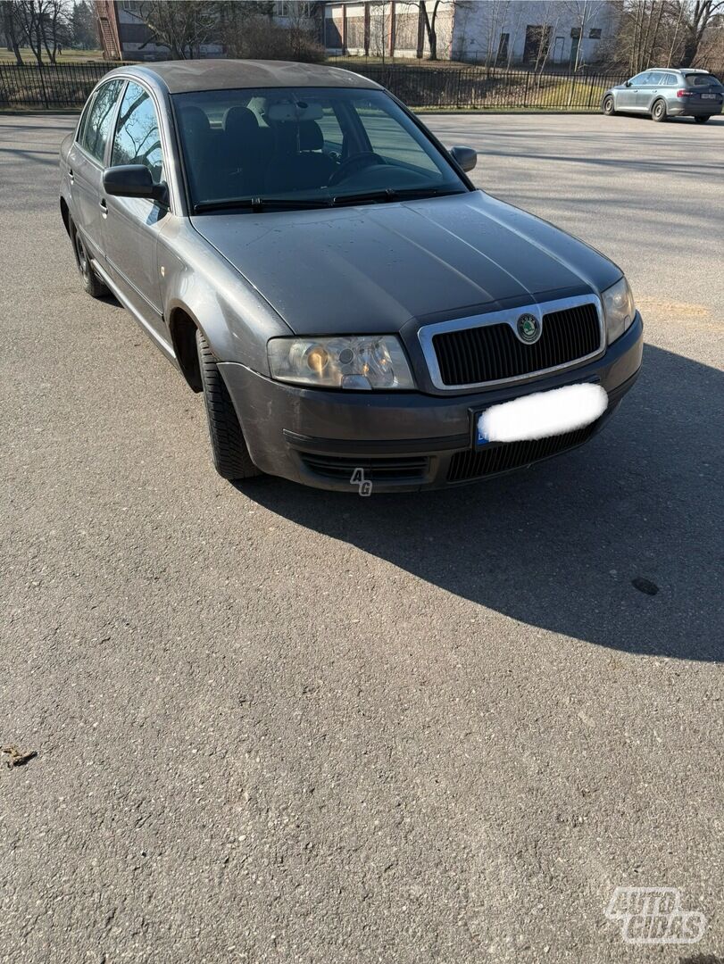 Skoda Superb 2002 г Седан