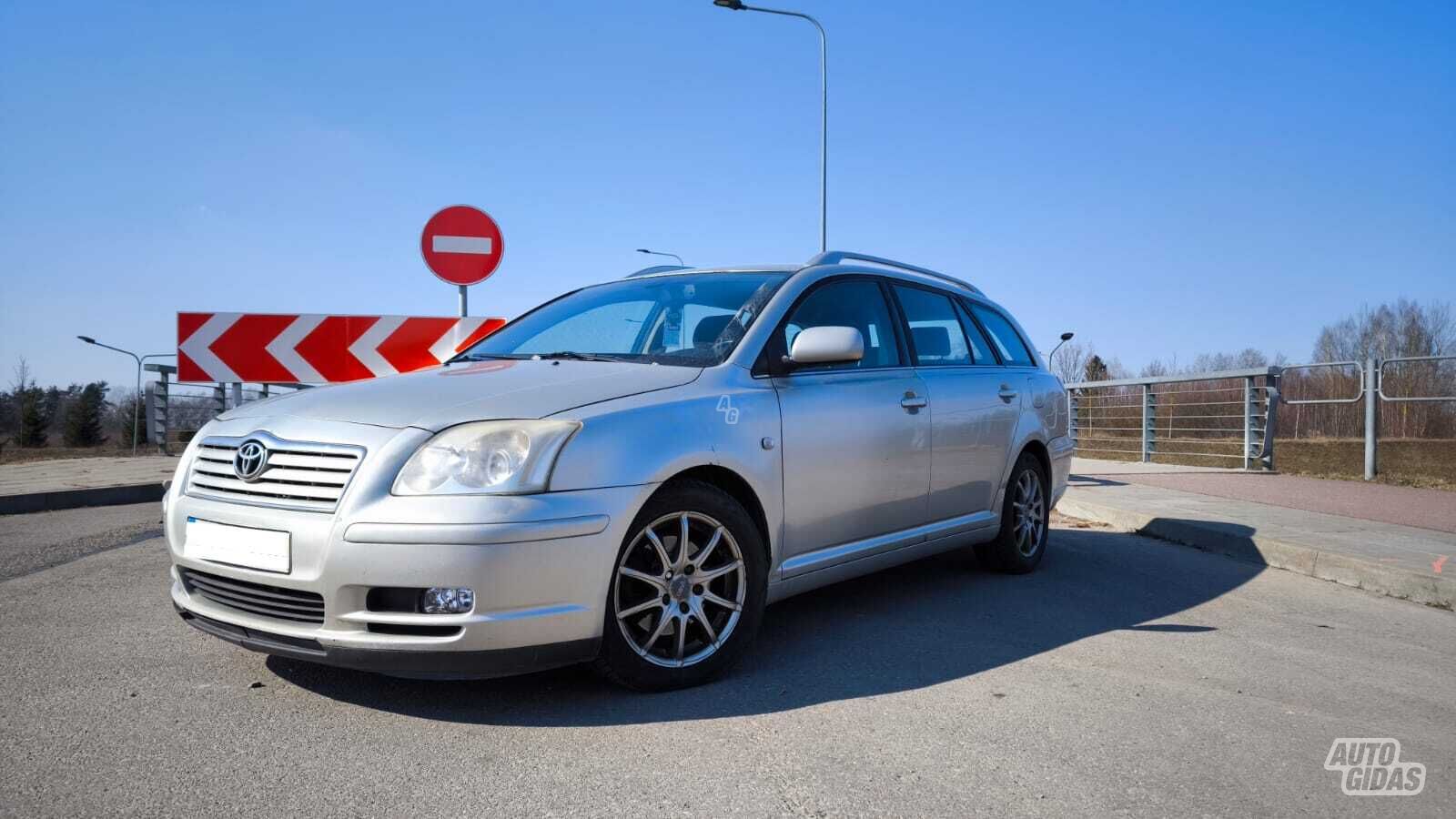 Toyota Avensis 2006 y Wagon