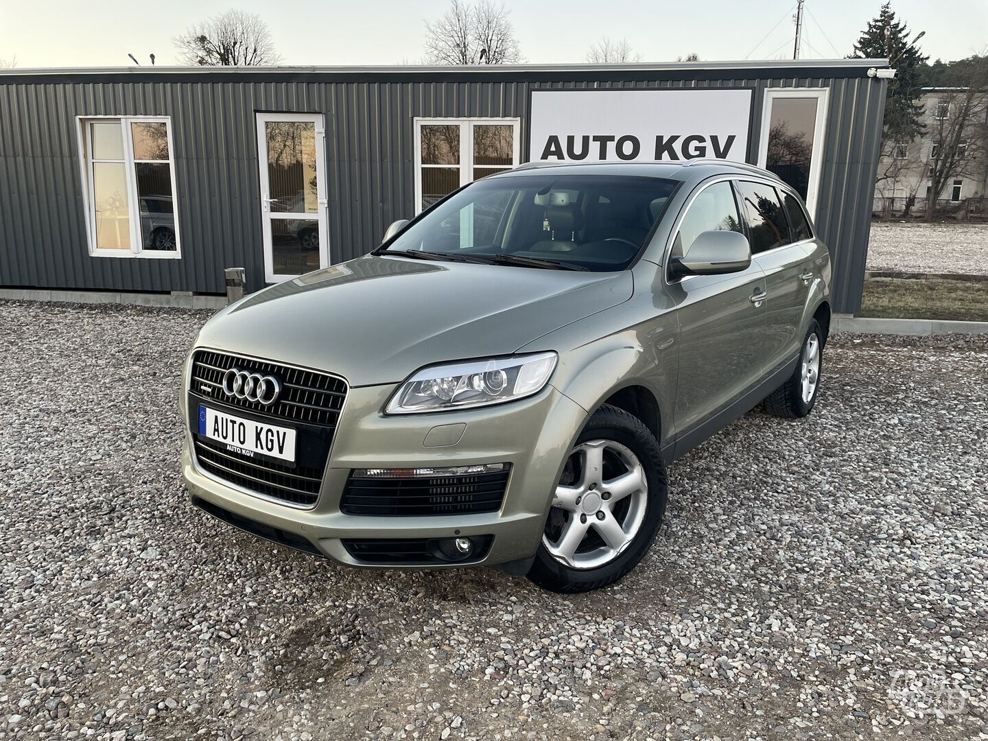 Audi Q7 2007 г Внедорожник / Кроссовер