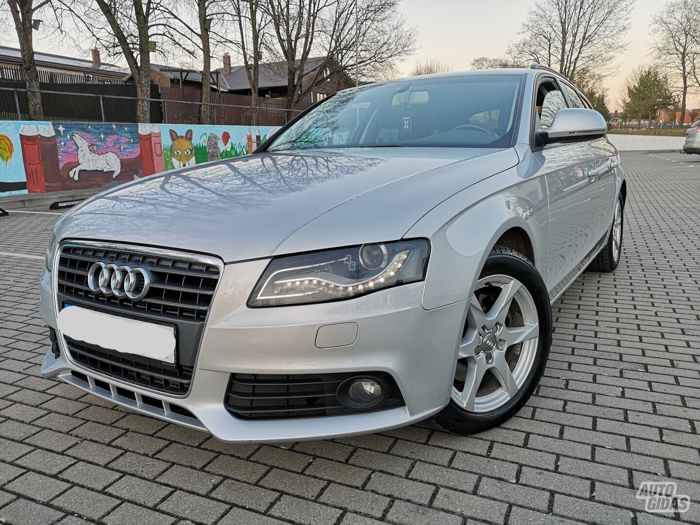 Audi A4 2009 m Universalas