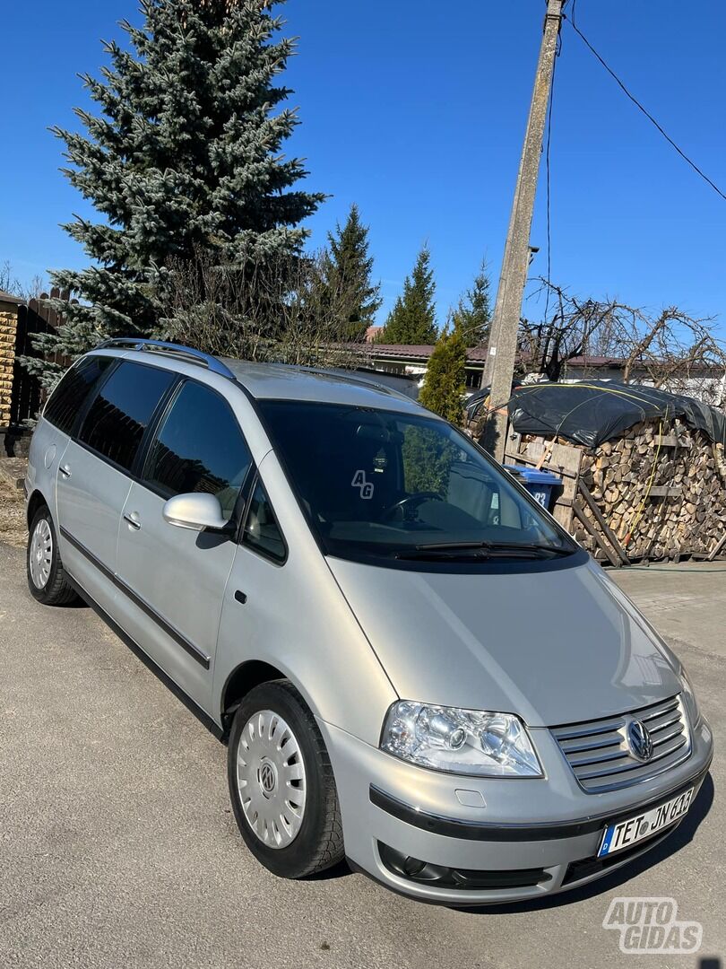 Volkswagen Sharan 2008 г Минивэн