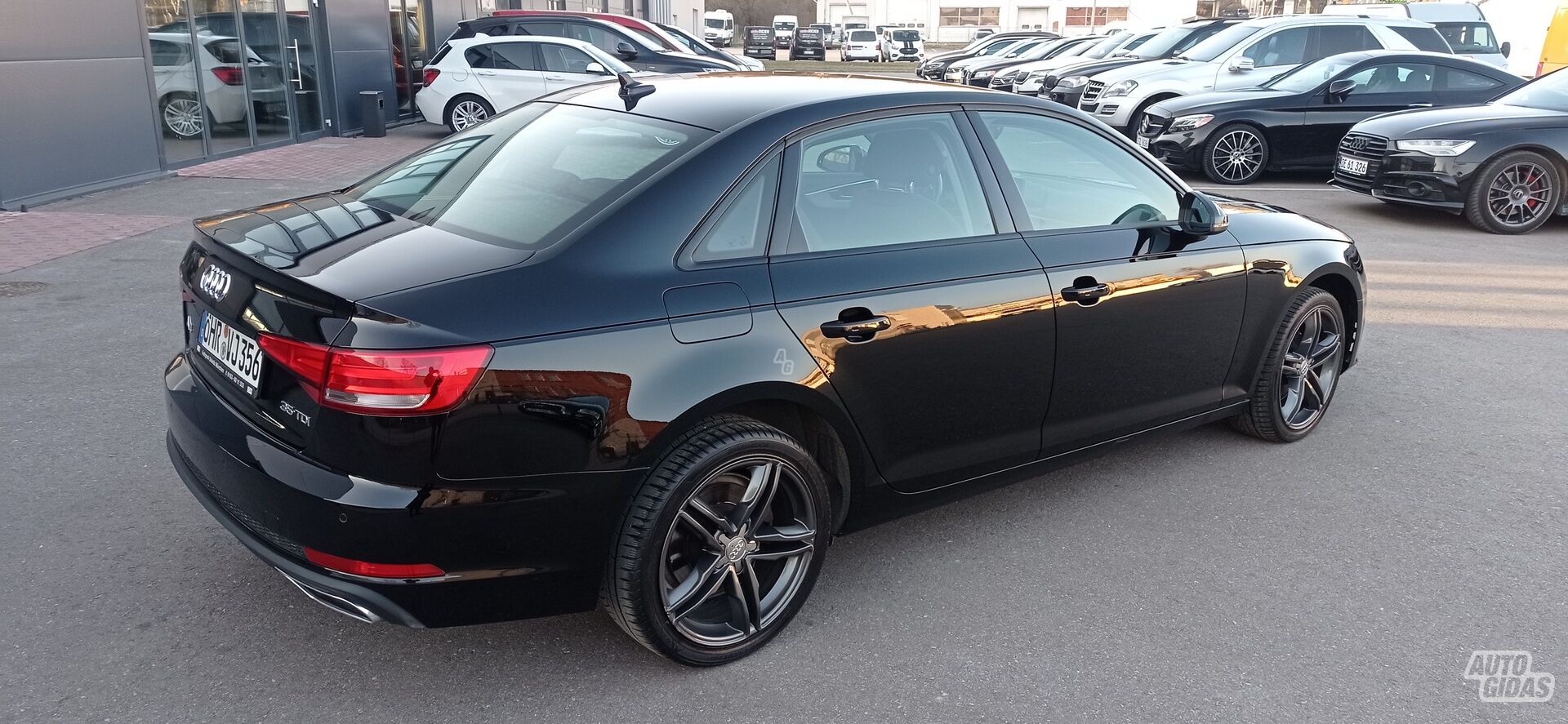 Audi A4 2019 m Sedanas