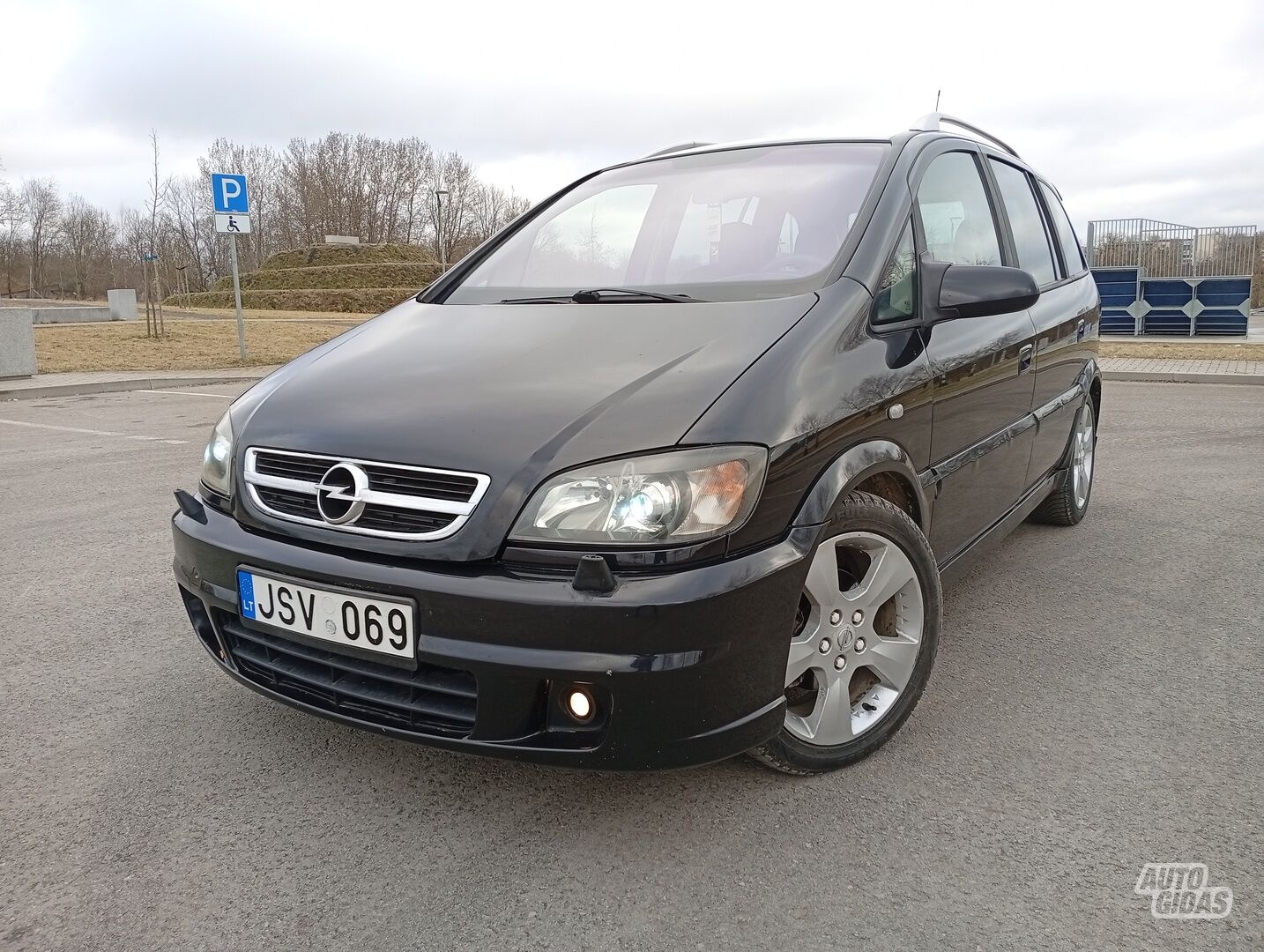 Opel Zafira 2005 y Van