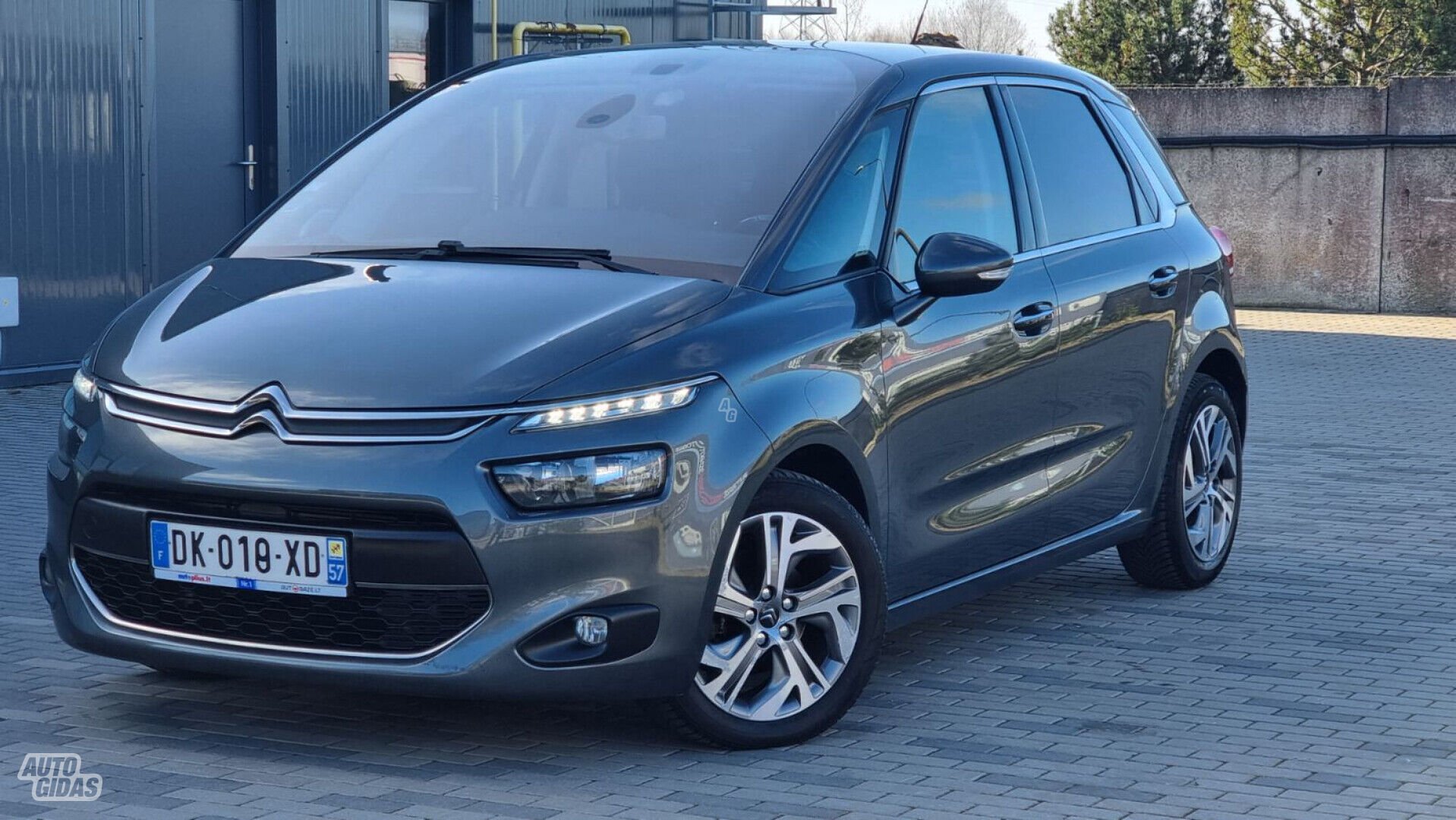 Citroen C4 Picasso 2014 y Van