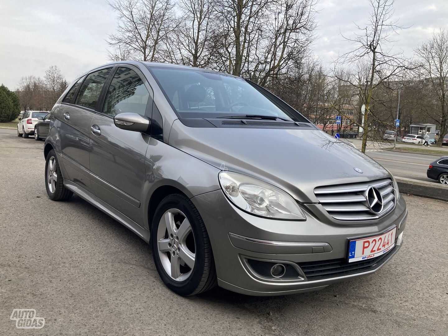 Mercedes-Benz B 200 2007 m Universalas