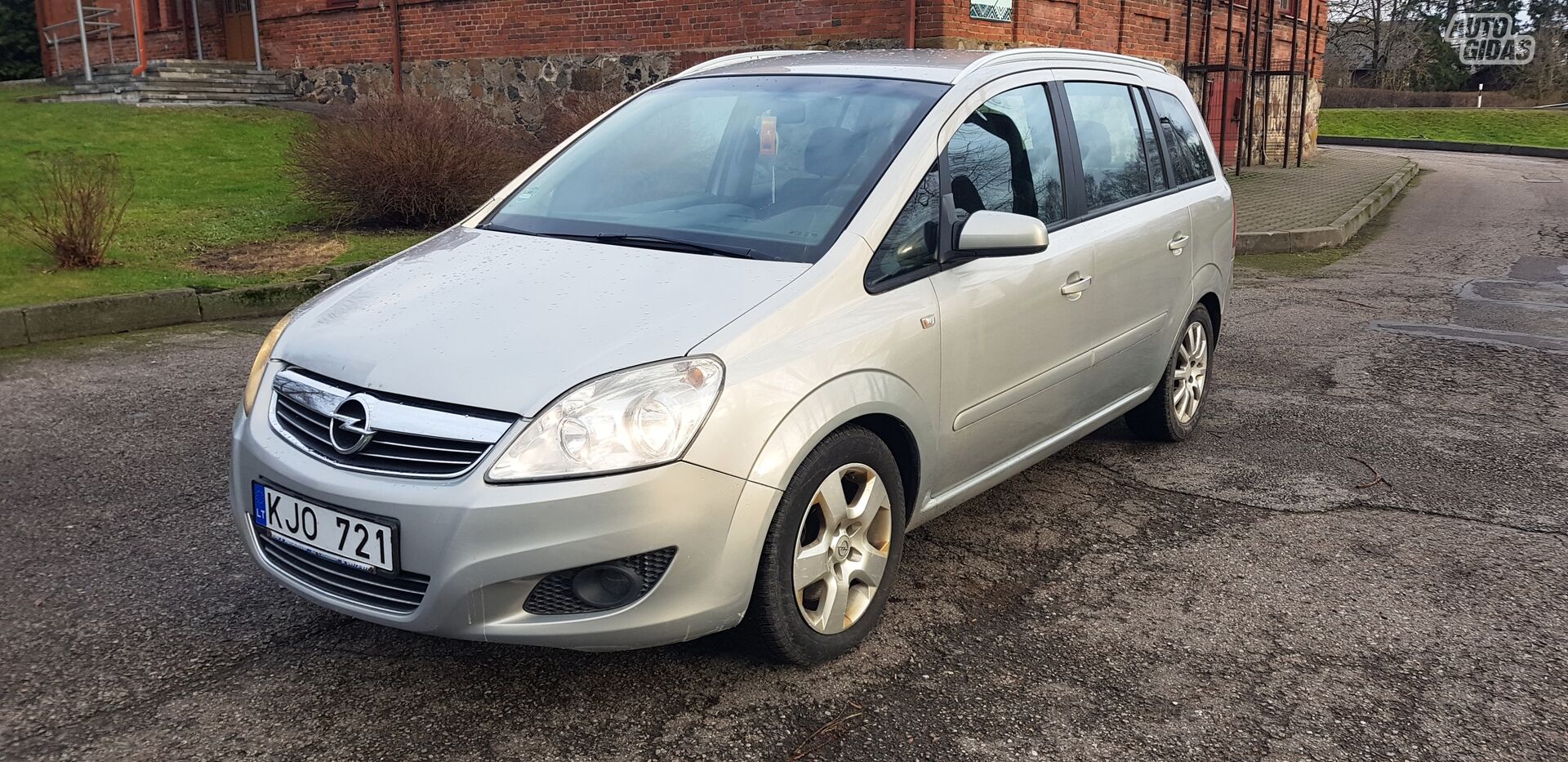 Opel Zafira 2008 г Минивэн