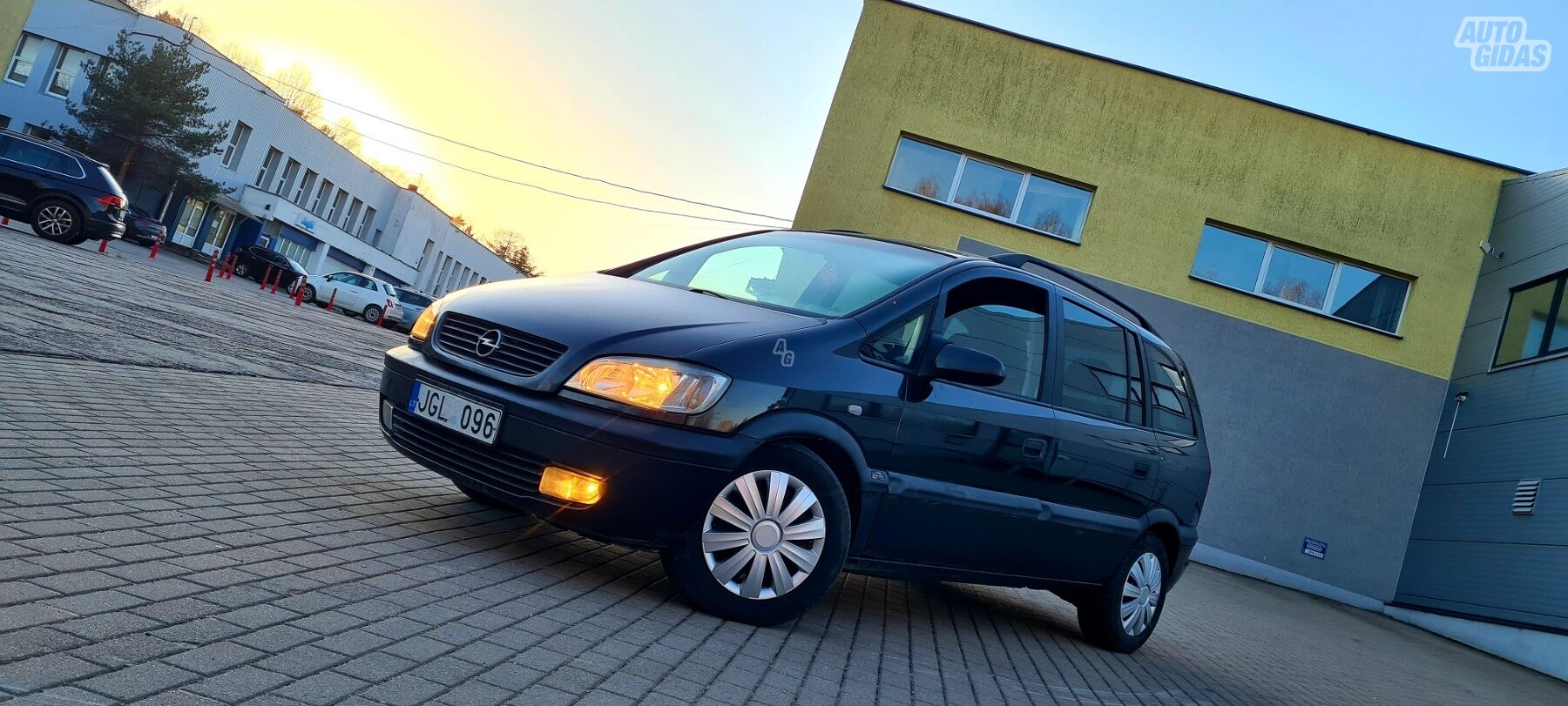 Opel Zafira 2001 г Минивэн