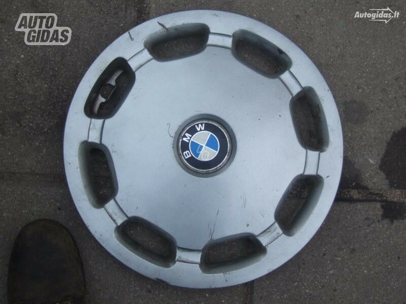 BMW 520 R15 wheel caps