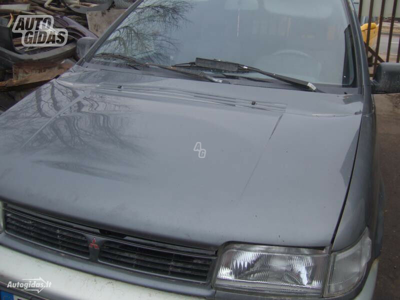 Mitsubishi Space Wagon 1994 m dalys