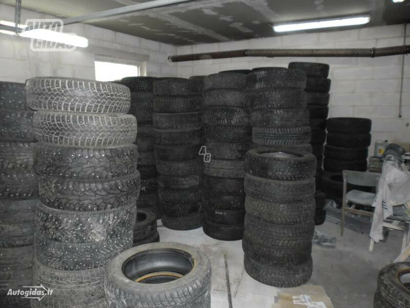 Pirelli R14 universal tyres passanger car