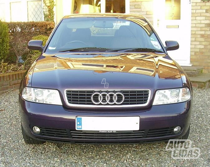 Audi A4 B5 2000 г запчясти