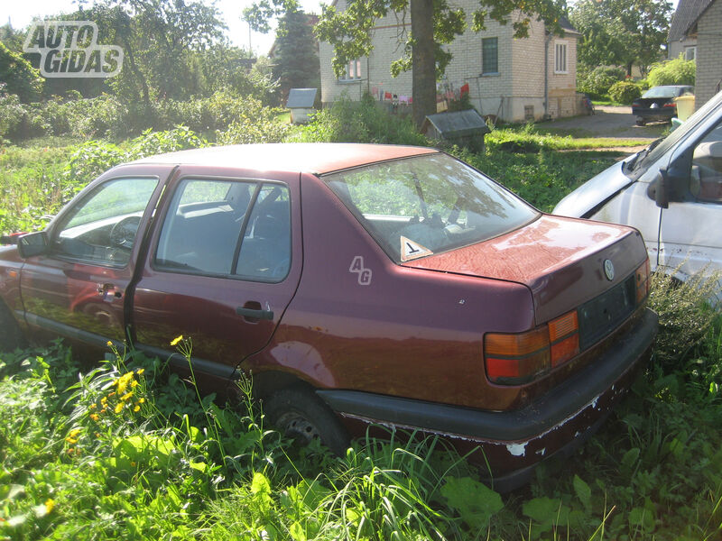 Volkswagen Vento 1994 m dalys