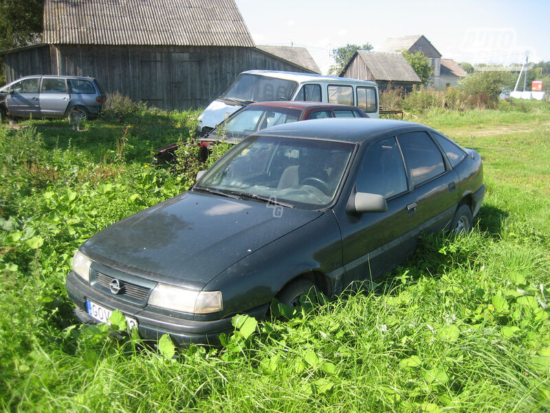 Opel Vectra A 1994 m dalys