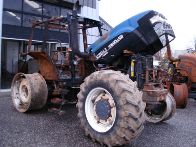 DALYS IR REMONTAS FORD, Agricultural self-propelled New Holland TW, TM, TL, TSA, TG 1990 y parts